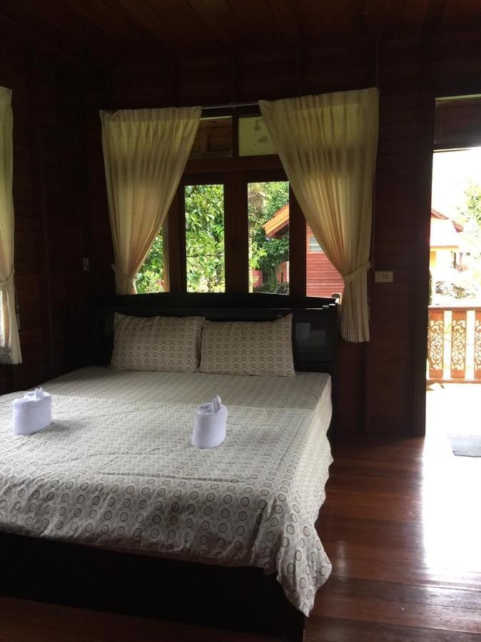 Phet Ban Suan Hotel Koh Chang Exterior photo